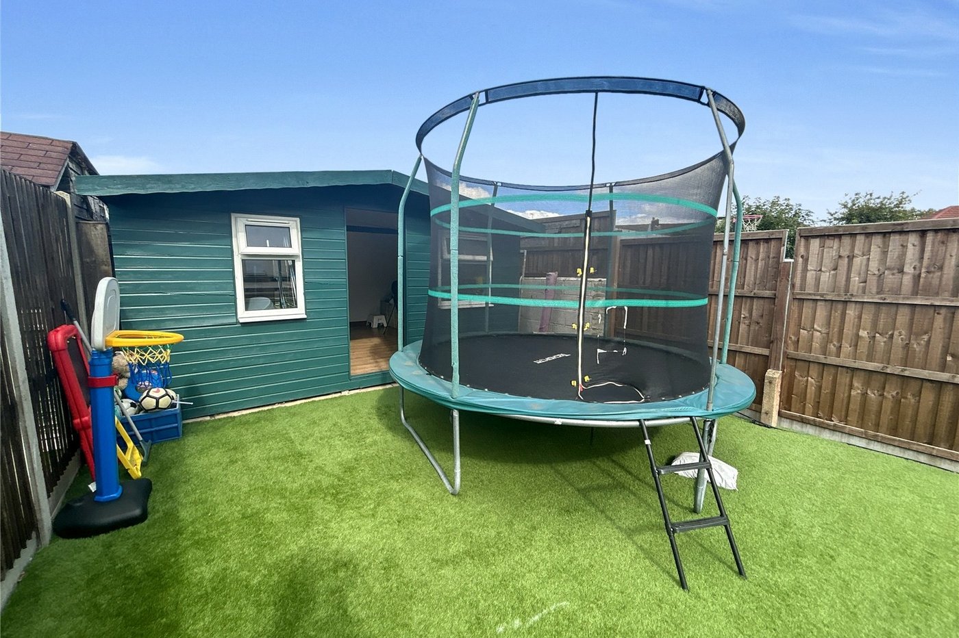 3 bedroom house for sale in Welling | Robinson Jackson