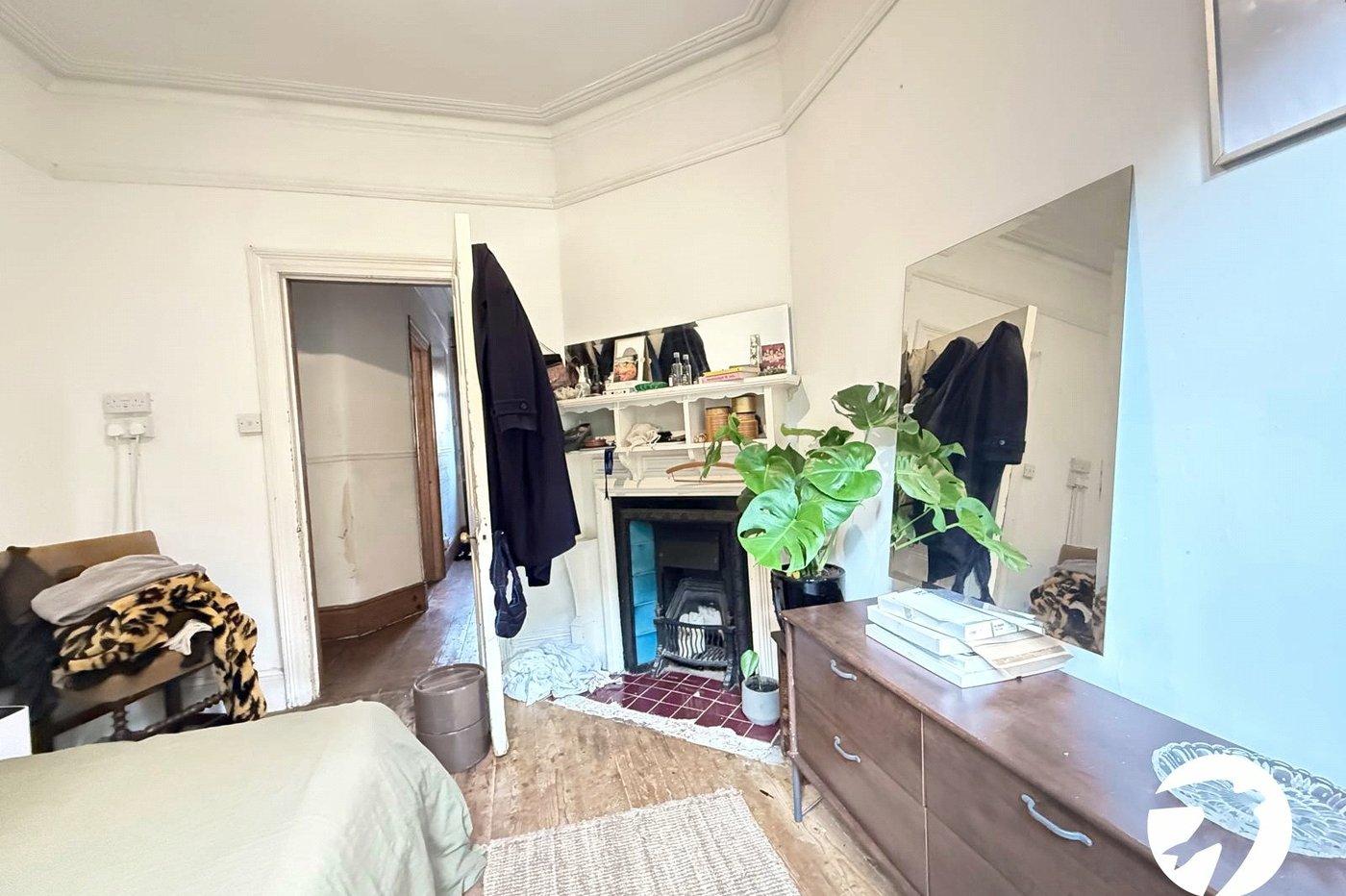 3 bedroom house for sale in Ladywell | Robinson Jackson