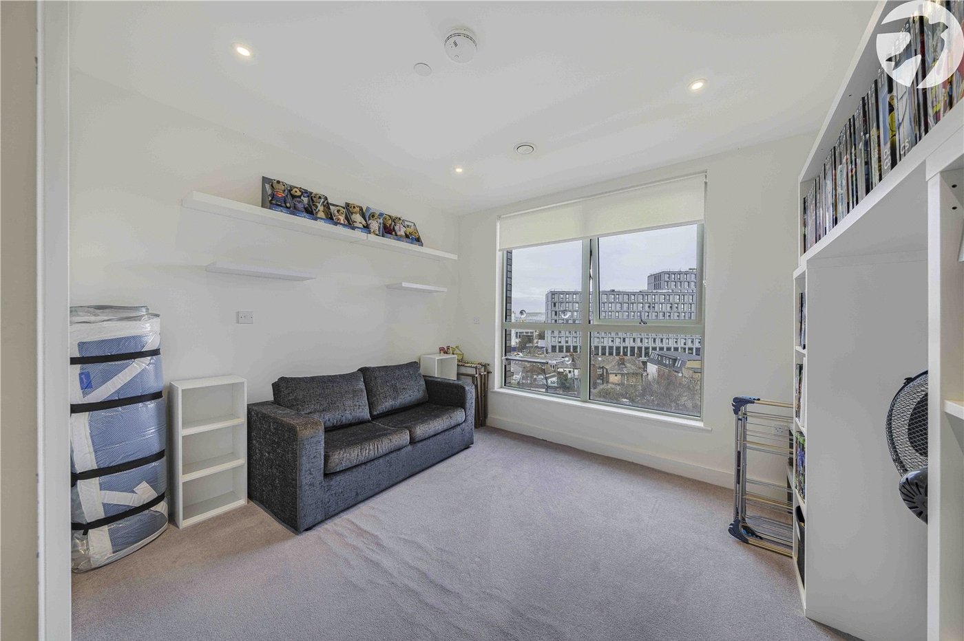 2 bedroom property for sale in London | Robinson Jackson
