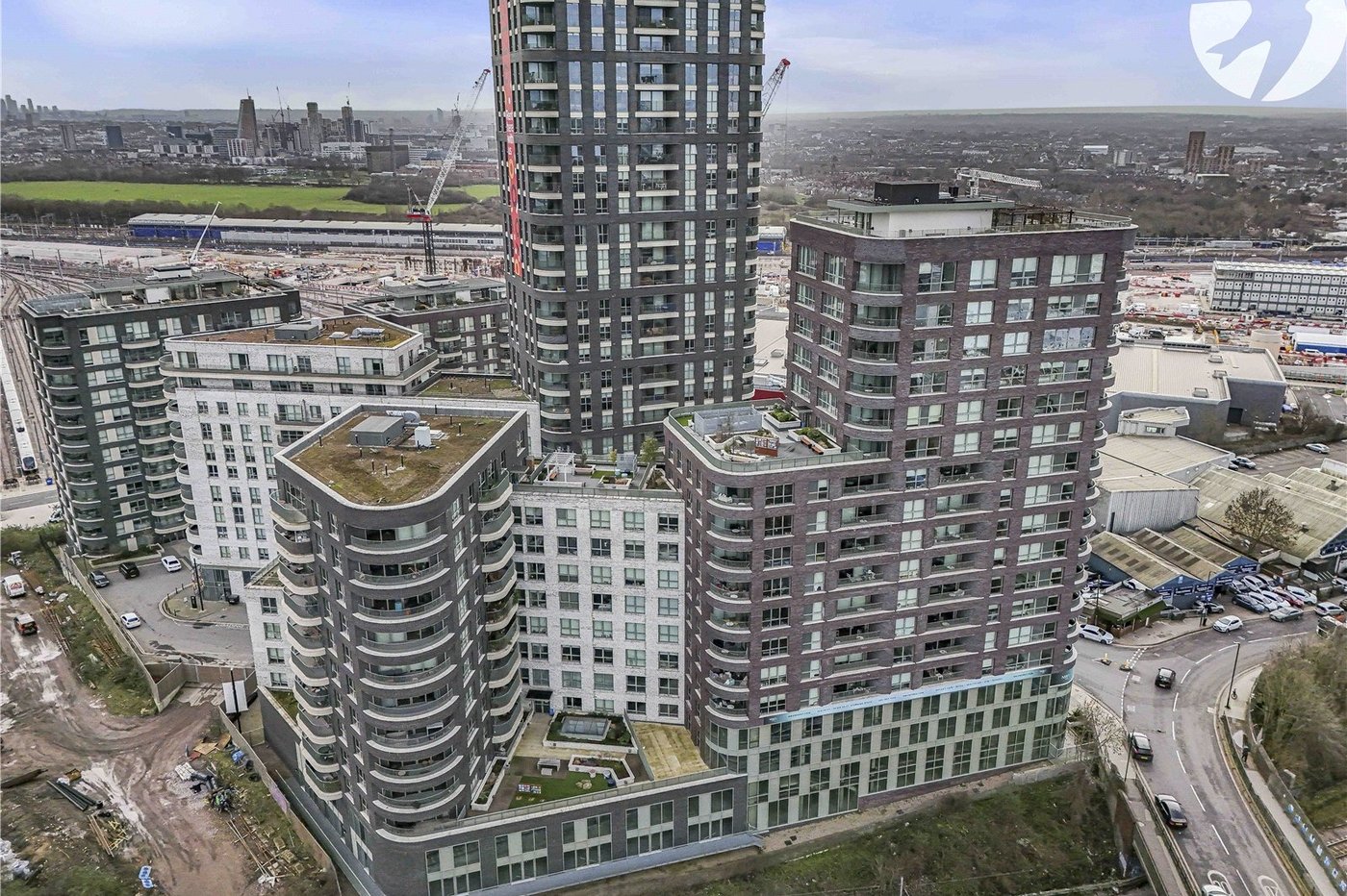 2 bedroom property for sale in London | Robinson Jackson