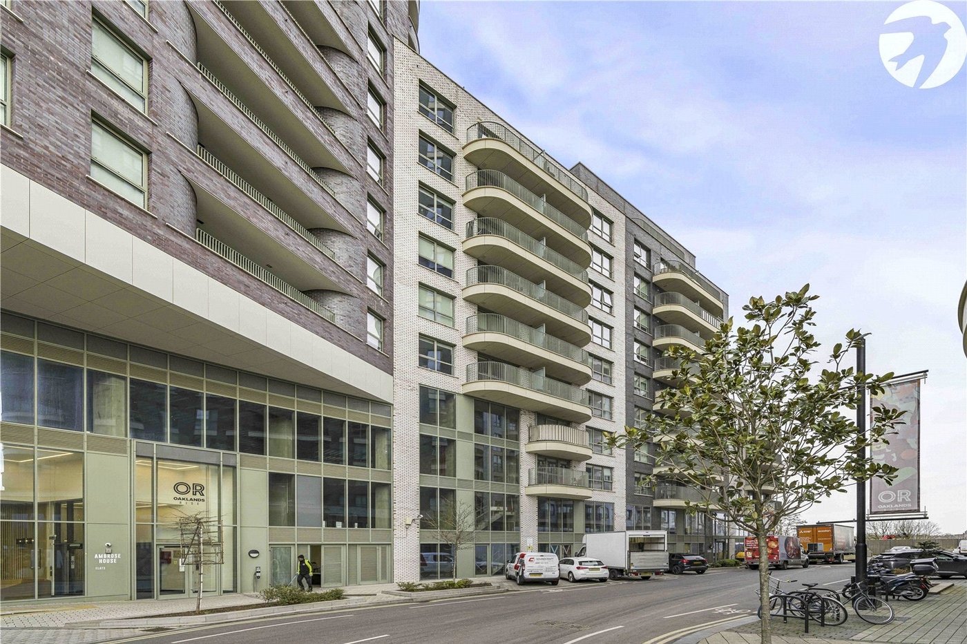 2 bedroom property for sale in London | Robinson Jackson