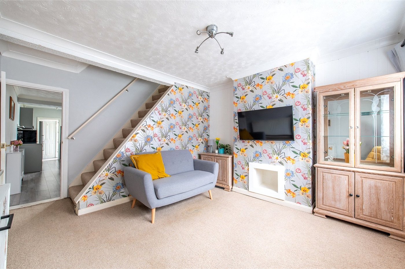 2 bedroom house for sale in Sittingbourne | Robinson Michael & Jackson