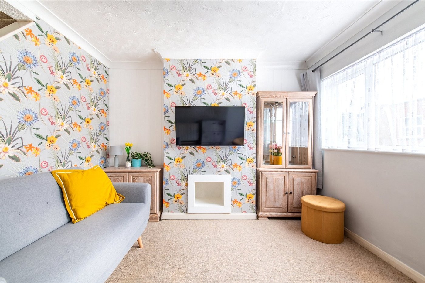 2 bedroom house for sale in Sittingbourne | Robinson Michael & Jackson