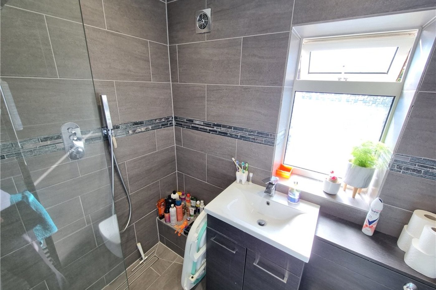 3 bedroom house for sale in Orpington | Robinson Jackson