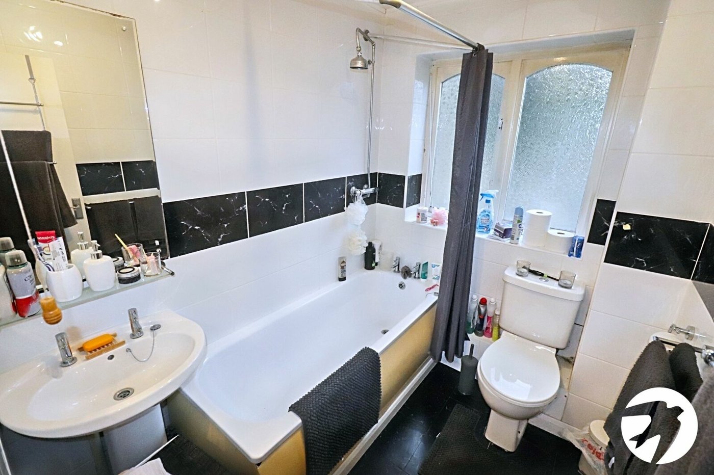 2 bedroom property for sale in Belvedere | Robinson Jackson