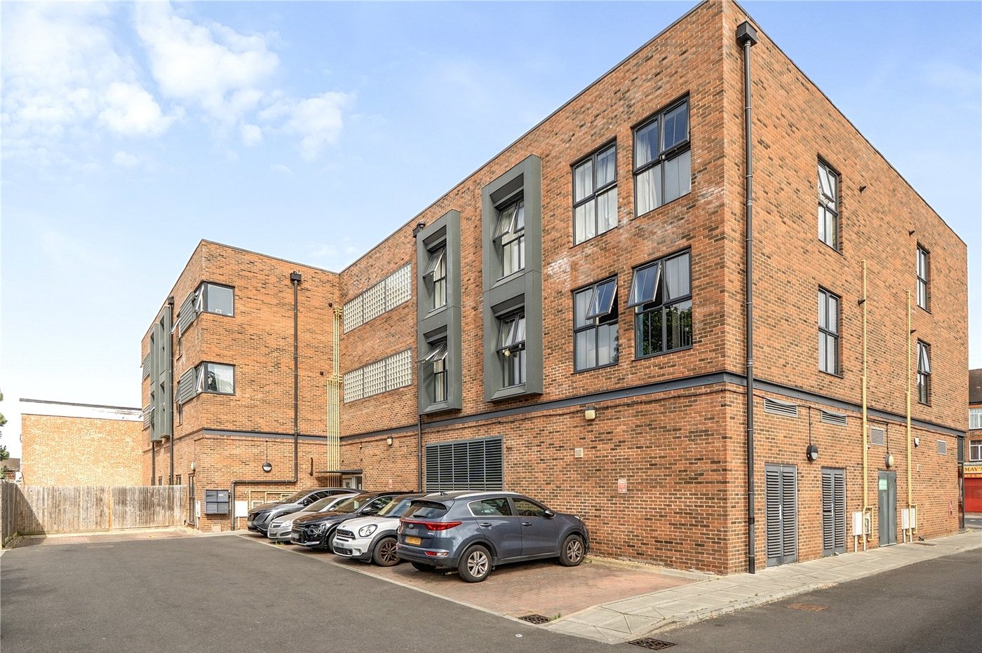 2 bedroom property for sale in Beckenham | Robinson Jackson