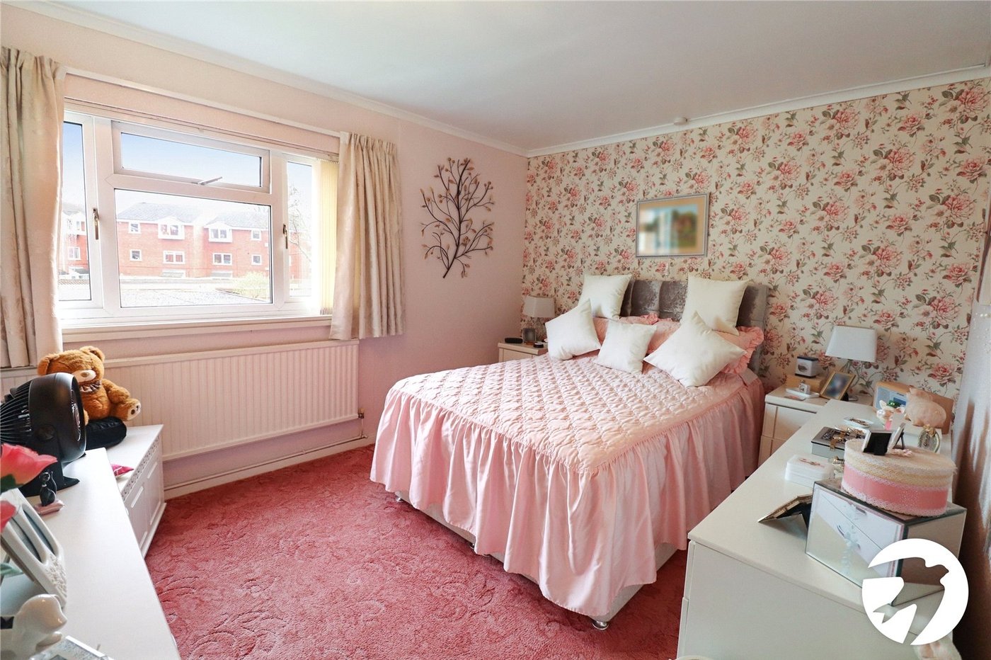 3 bedroom property for sale in Belvedere | Robinson Jackson