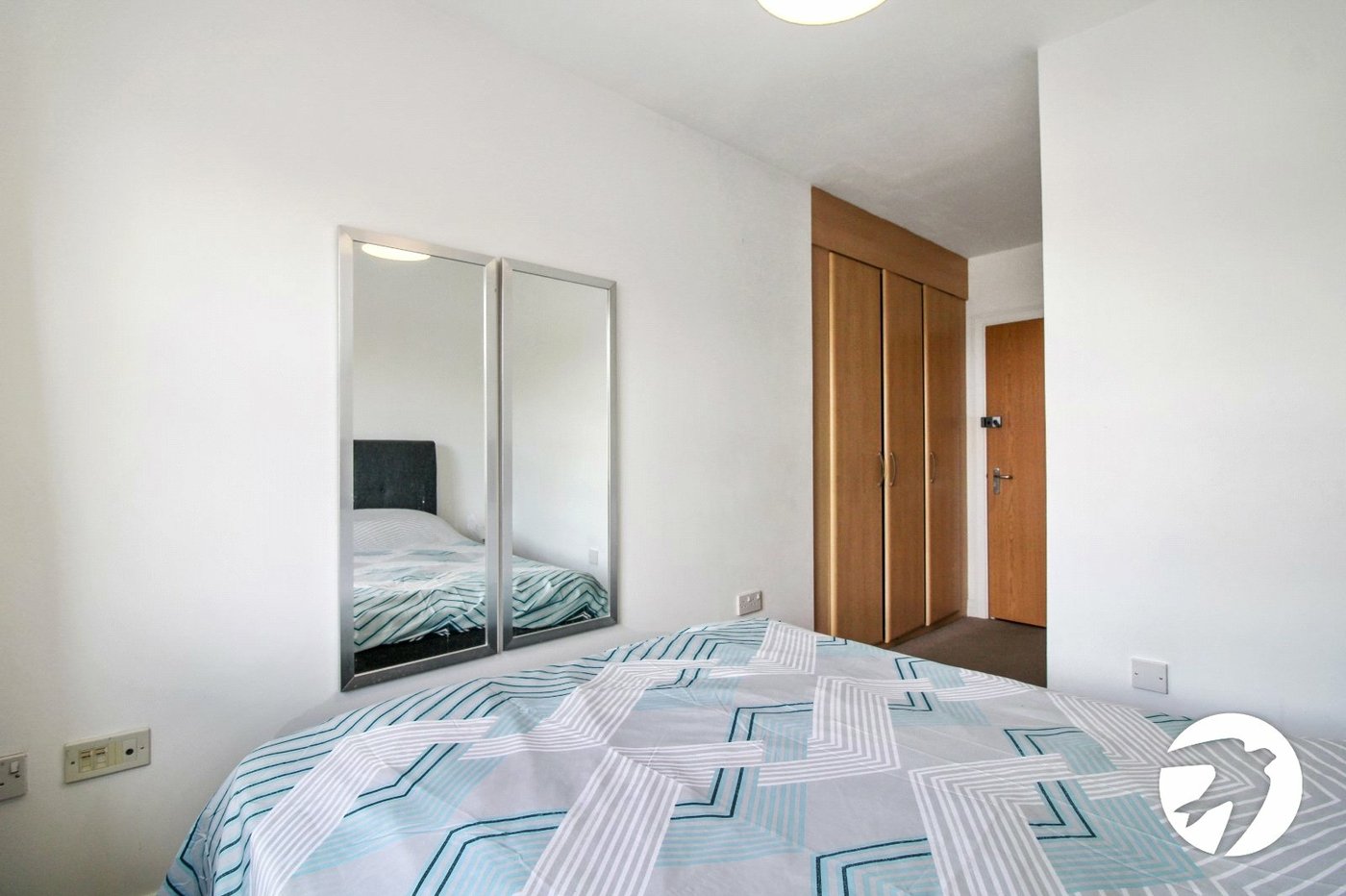 2 bedroom property for sale in Bromley | Robinson Jackson