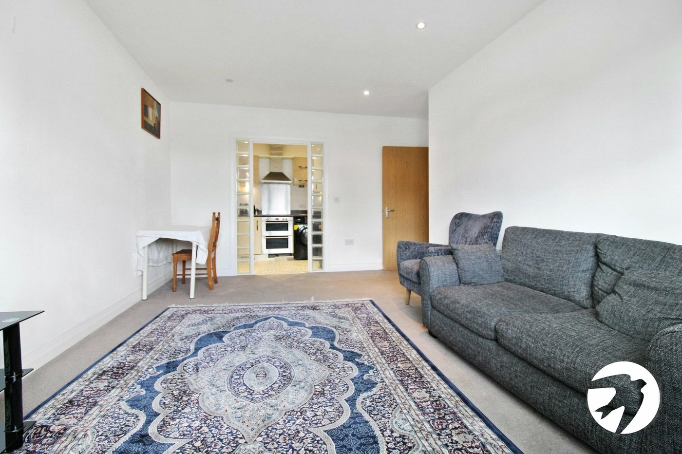 2 bedroom property for sale in Bromley | Robinson Jackson