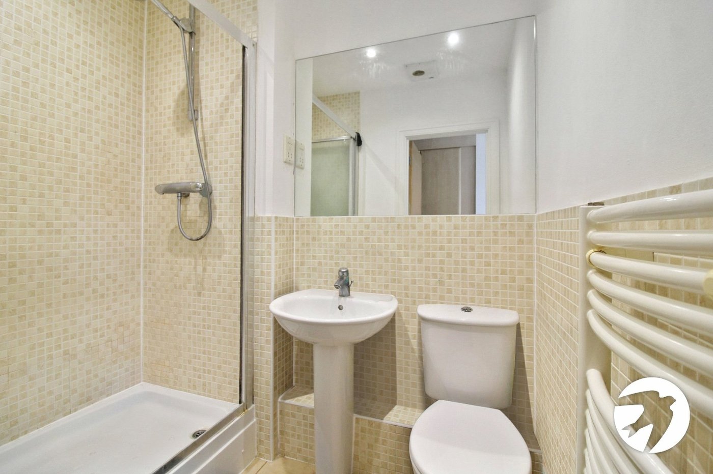 2 bedroom property for sale in Bromley | Robinson Jackson