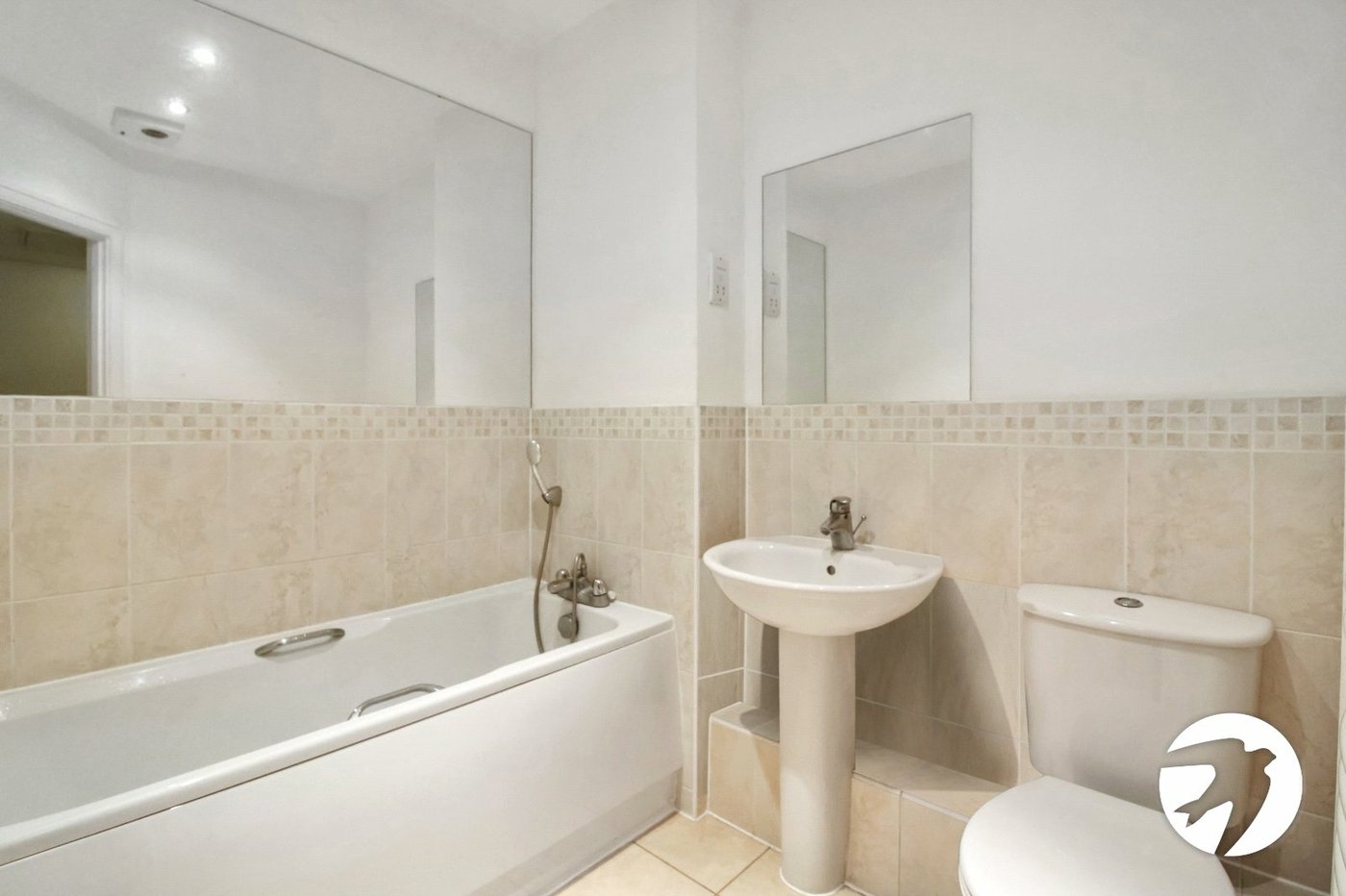 2 bedroom property for sale in Bromley | Robinson Jackson