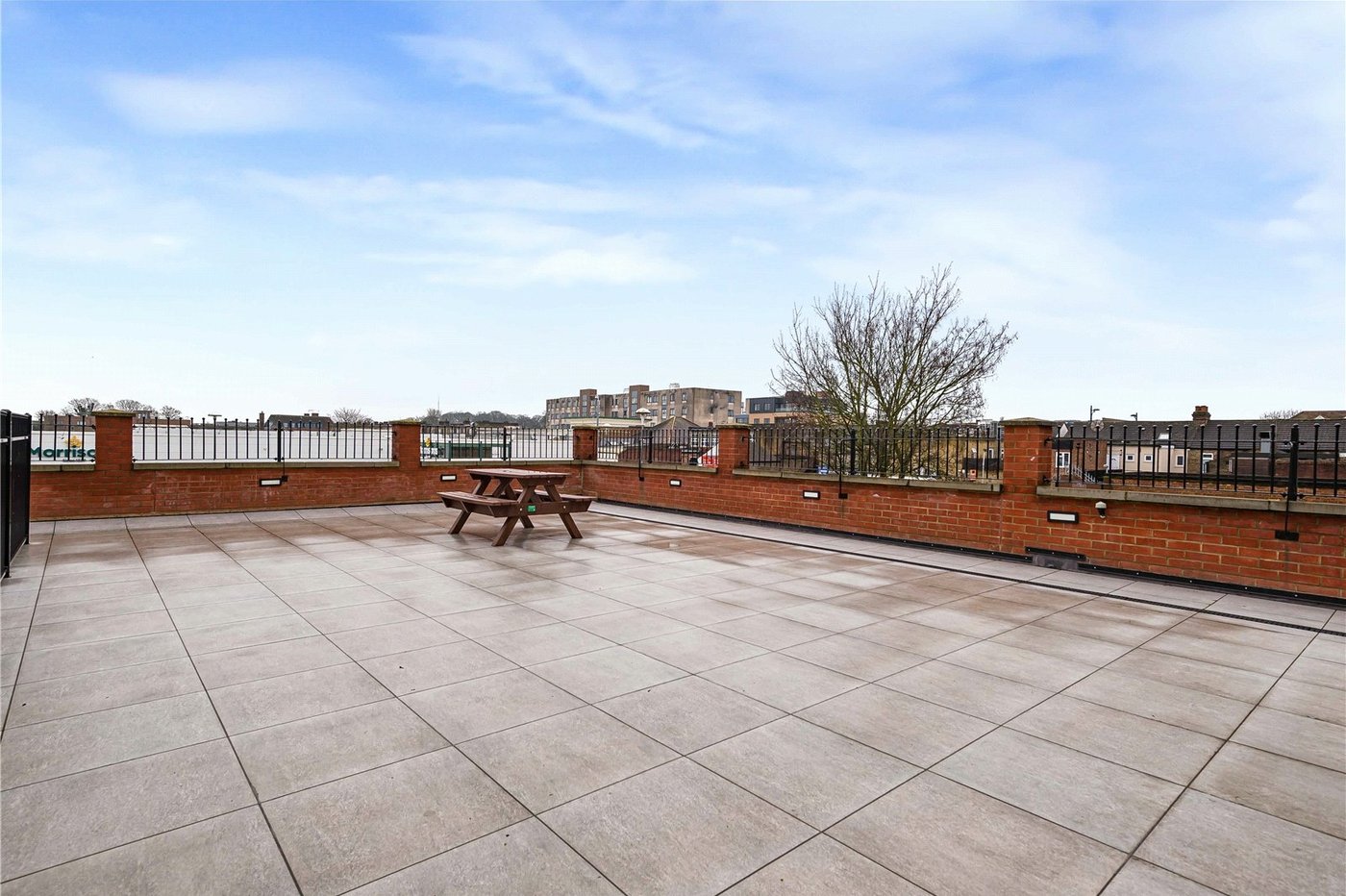 2 bedroom property for sale in Welling | Robinson Jackson