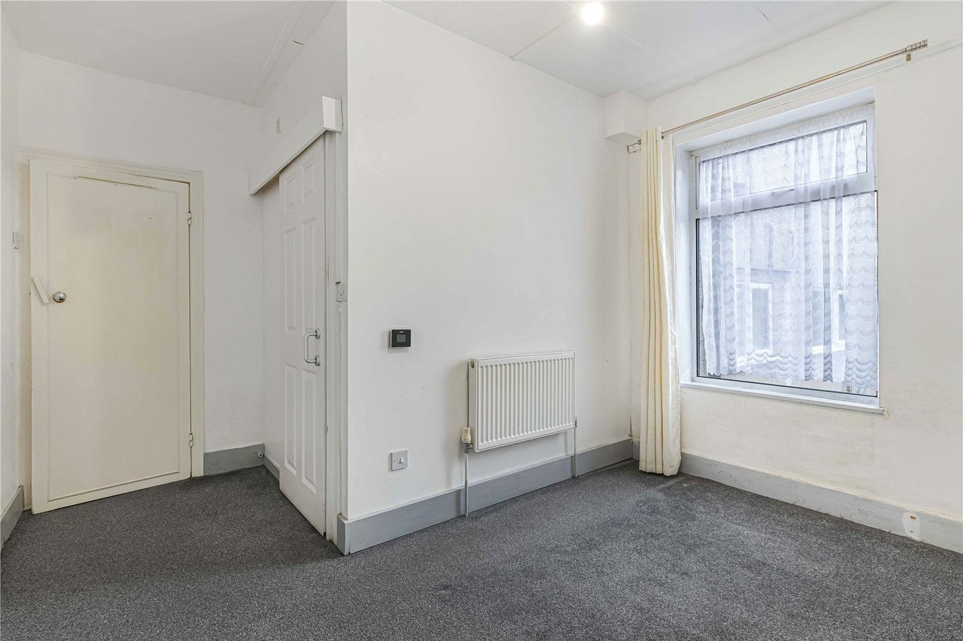 5 bedroom house for sale in Welling | Robinson Jackson