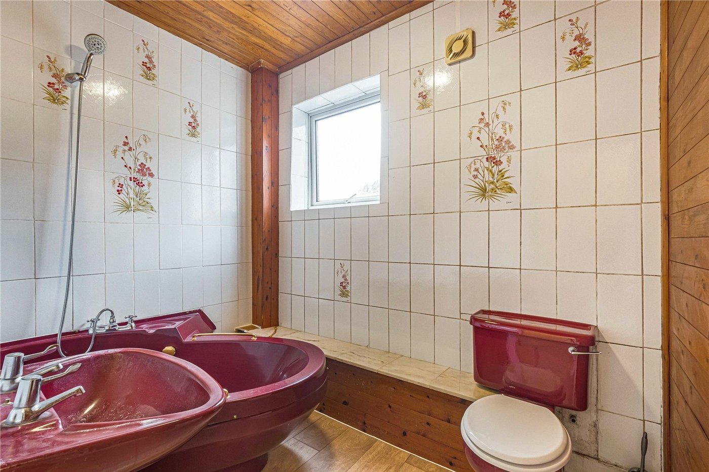 5 bedroom house for sale in Welling | Robinson Jackson