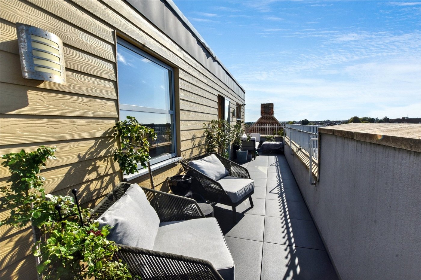 2 bedroom property for sale in Welling | Robinson Jackson