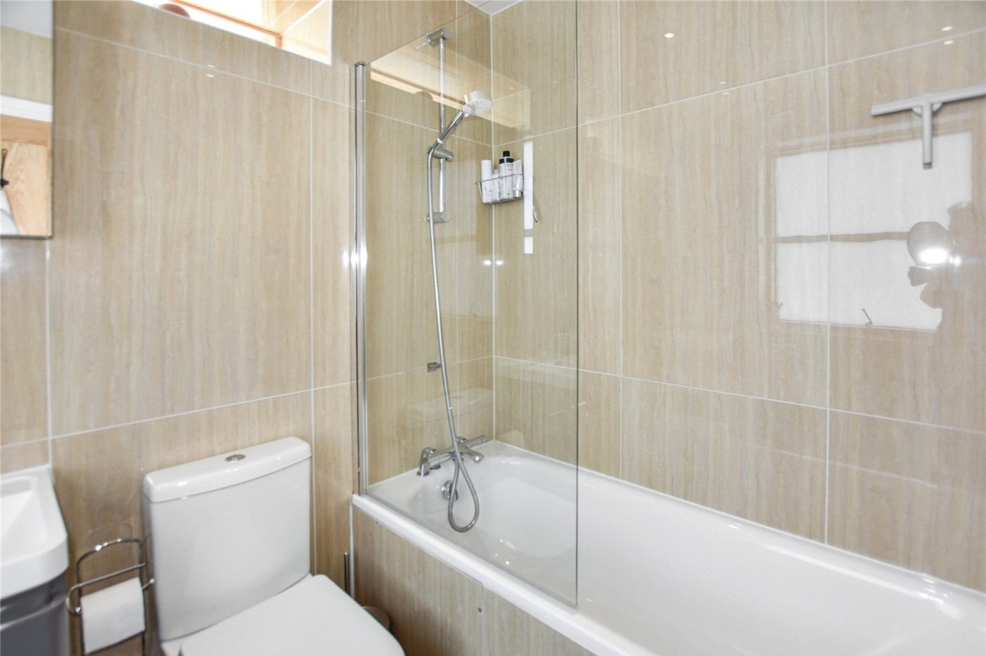 2 bedroom property for sale in Welling | Robinson Jackson