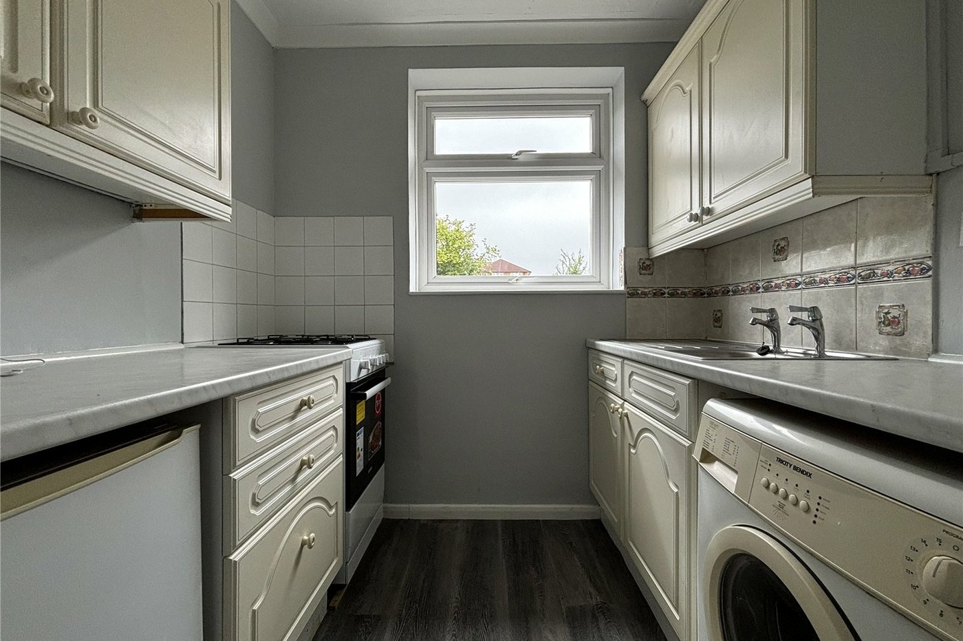 2 bedroom property for sale in Davis Estate | Robinson Michael & Jackson