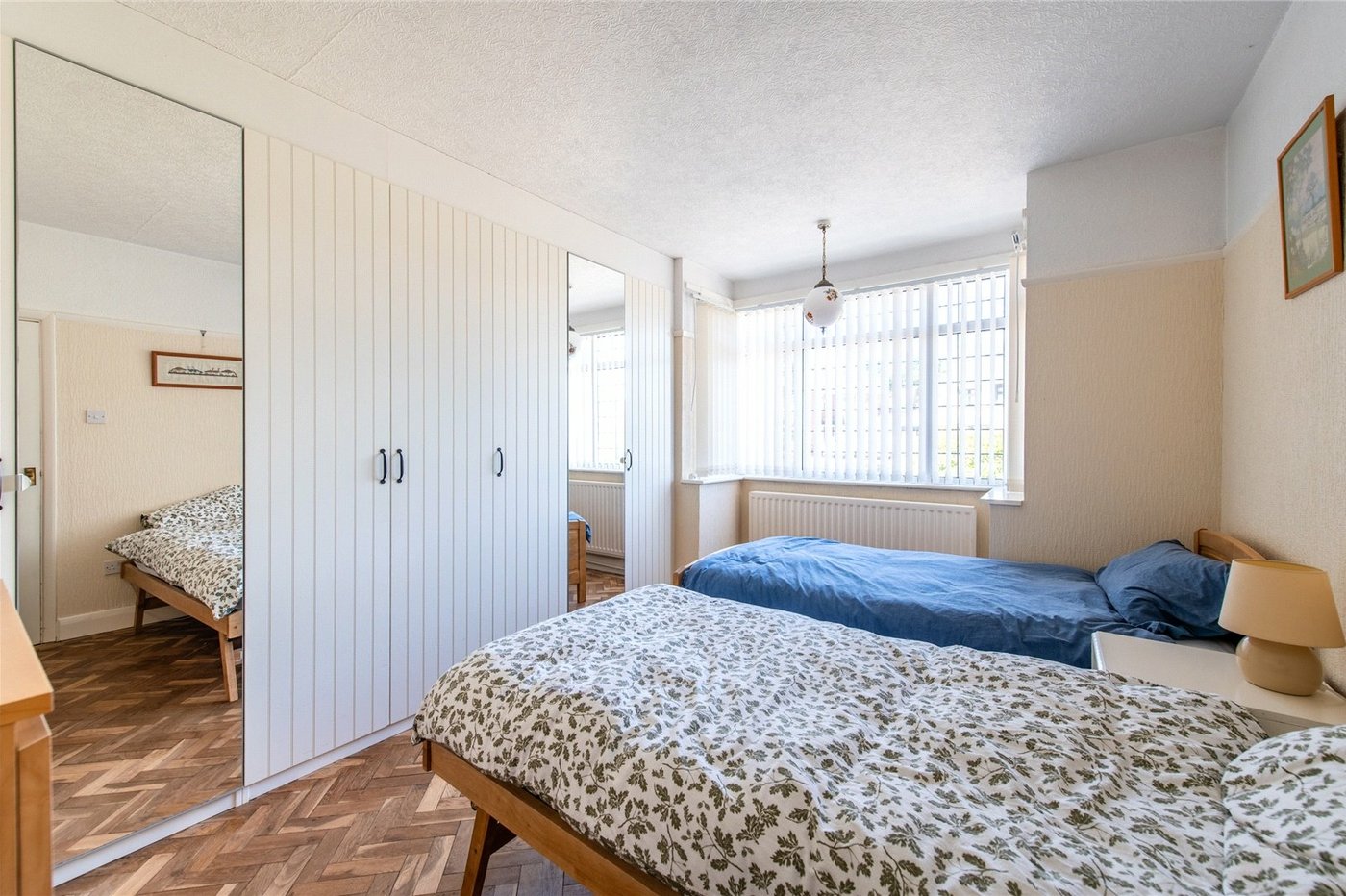 2 bedroom bungalow for sale in Gravesend | Robinson Michael & Jackson