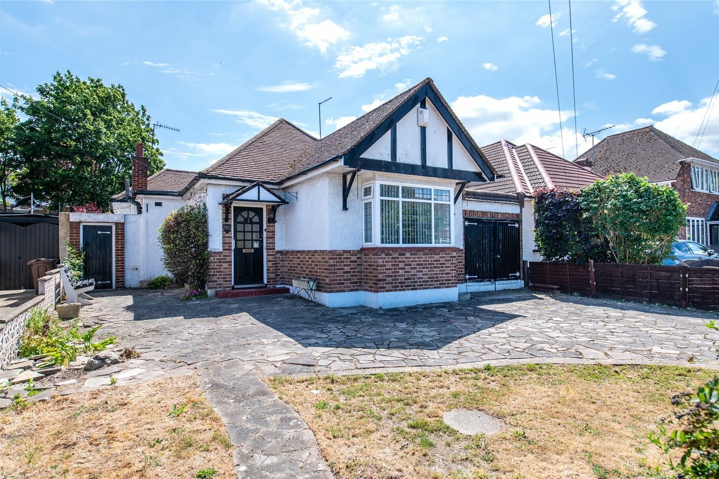 2 bedroom bungalow for sale in Gravesend | Robinson Michael & Jackson