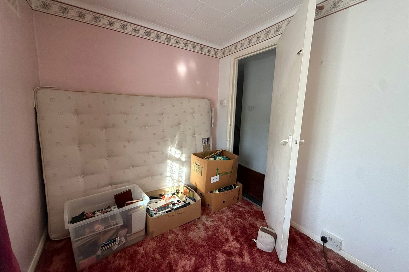 3 bedroom house for sale in Gravesend | Robinson Michael & Jackson