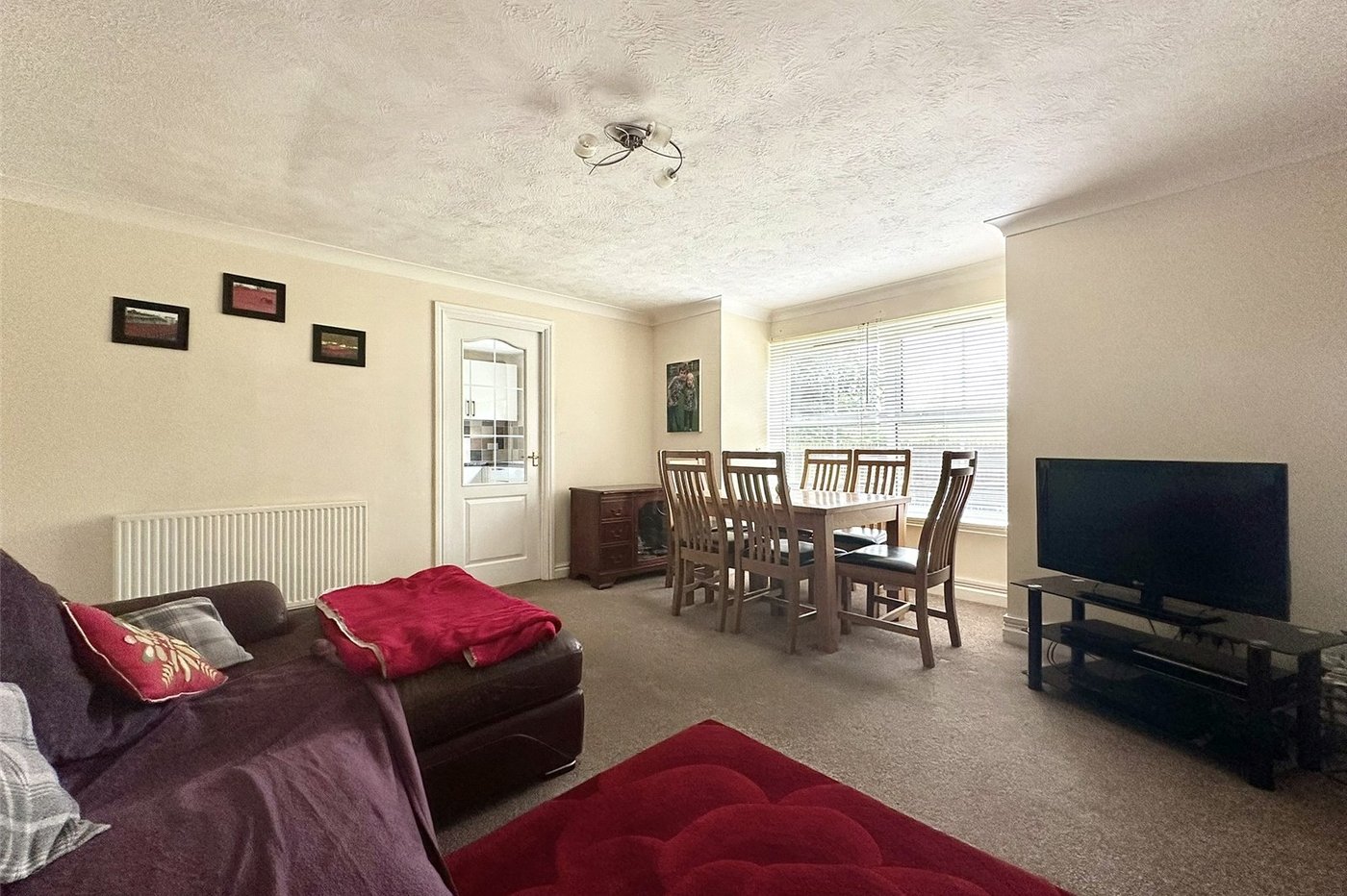 2 bedroom property for sale in Mounts Road | Robinson Jackson