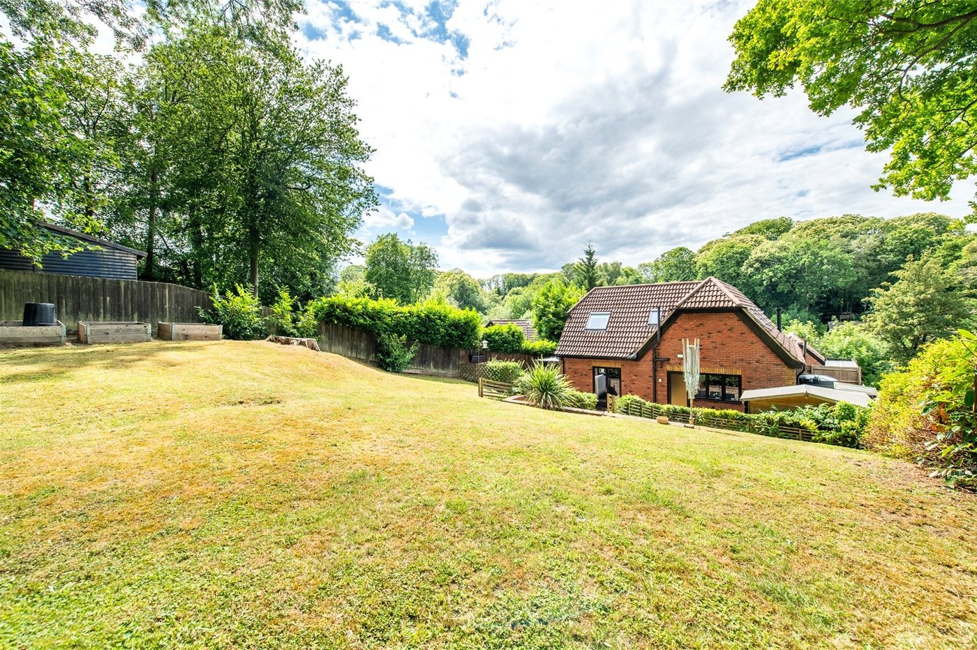 3 bedroom house for sale in Meopham | Robinson Michael & Jackson