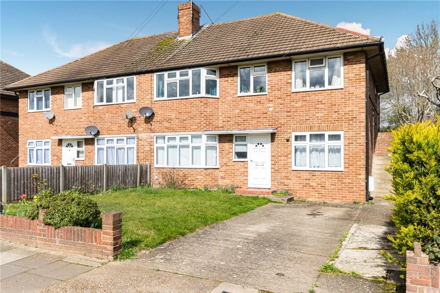 2 bedroom property for sale in Orpington | Robinson Jackson