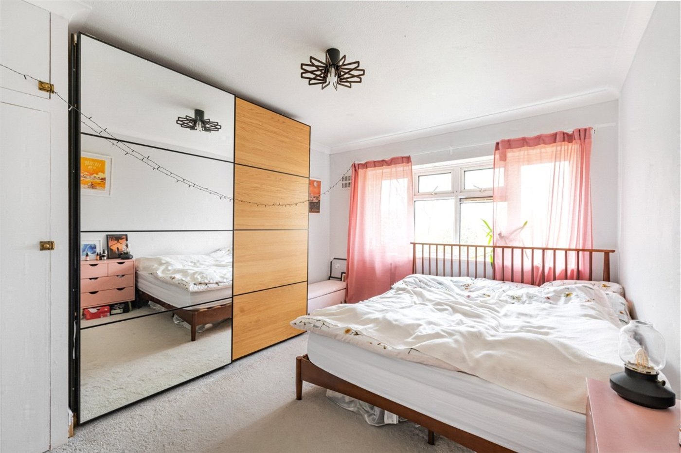 2 bedroom property for sale in Orpington | Robinson Jackson