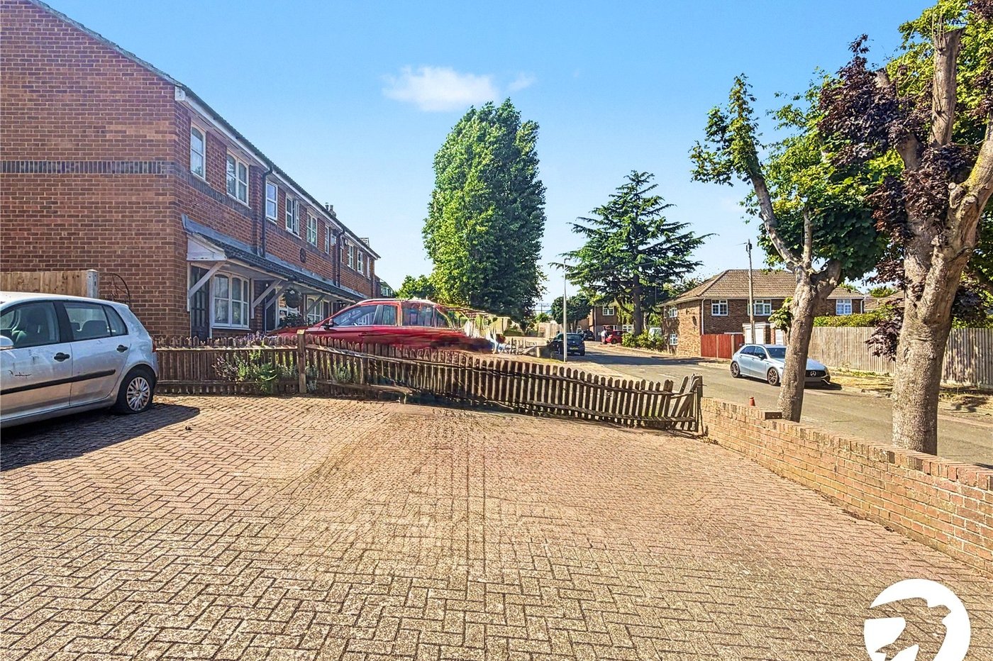 1 bedroom property for sale in Rochester | Robinson Michael & Jackson