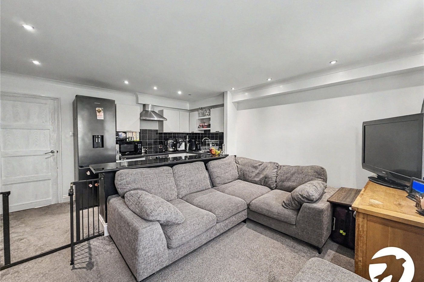1 bedroom property for sale in Rochester | Robinson Michael & Jackson