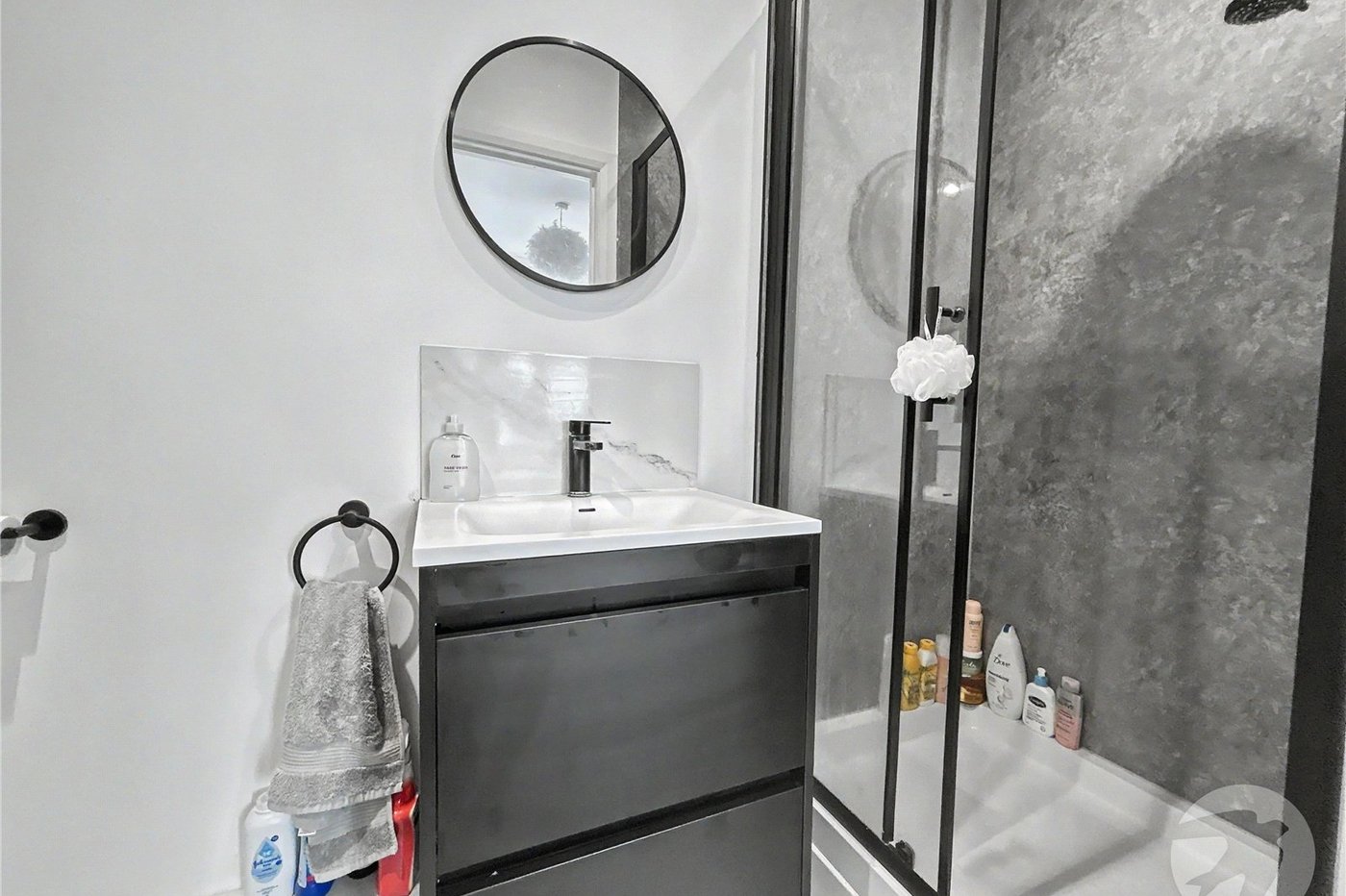 3 bedroom house for sale in Sidcup | Robinson Jackson