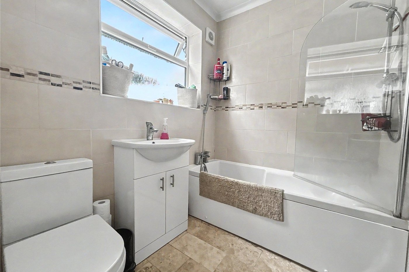 3 bedroom house for sale in Sidcup | Robinson Jackson