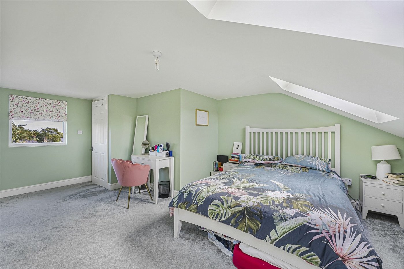 4 bedroom house for sale in London | Robinson Jackson