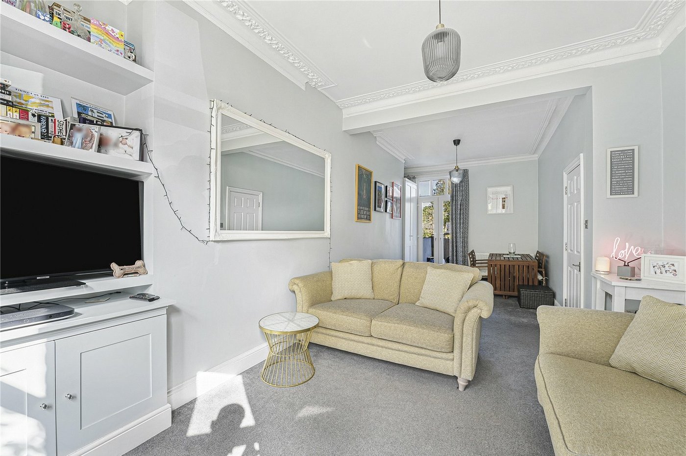 4 bedroom house for sale in London | Robinson Jackson