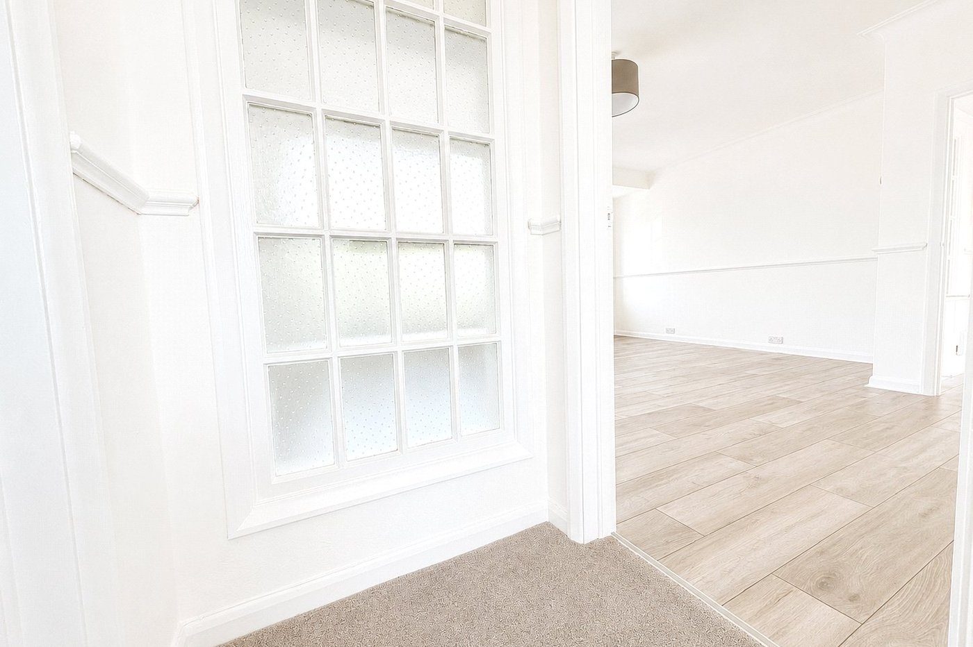 2 bedroom property for sale in London | Robinson Jackson