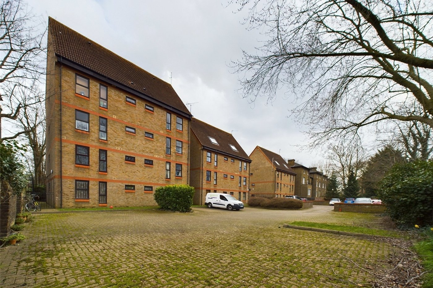 1 bedroom property for sale in London | Robinson Jackson