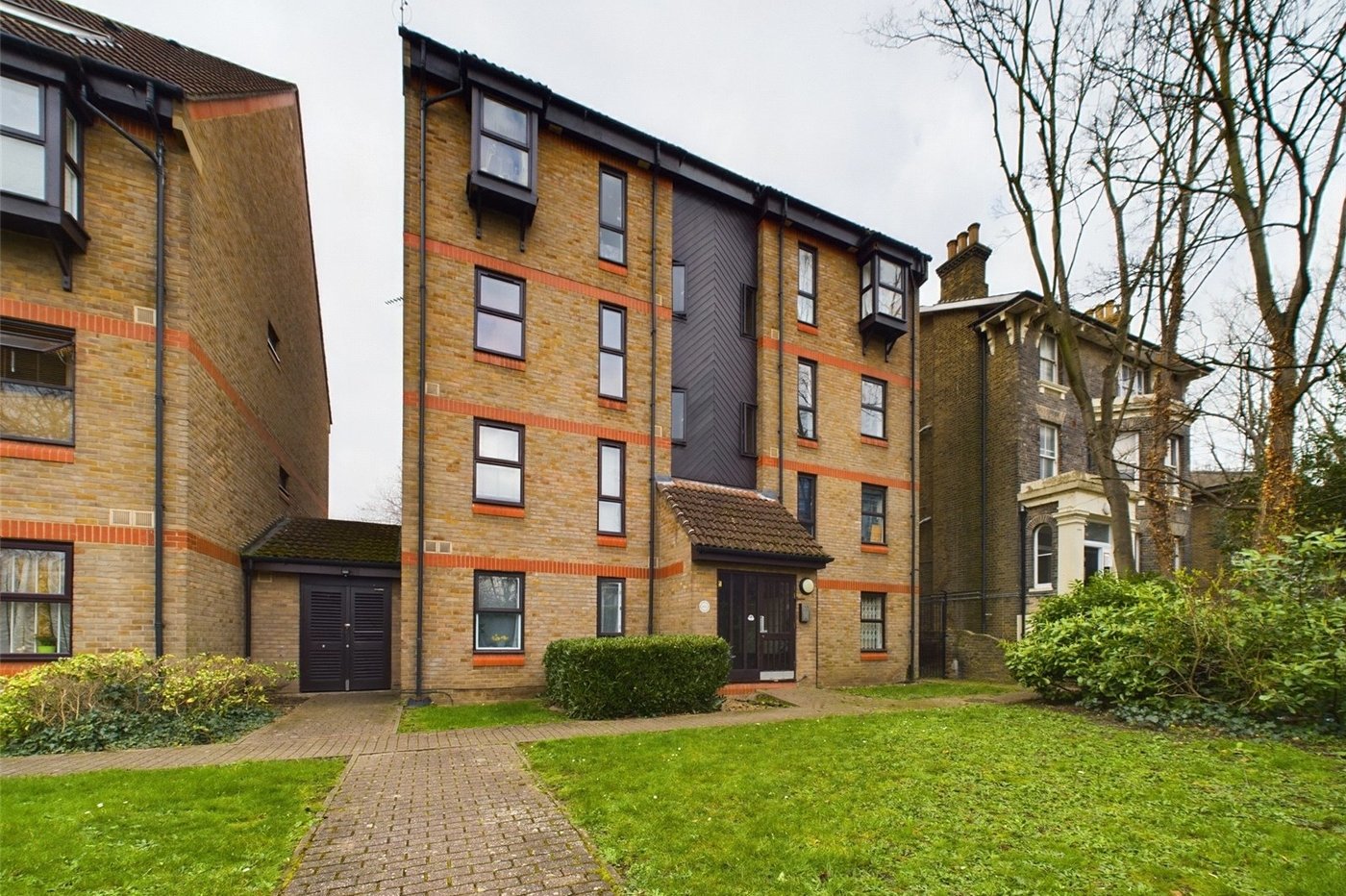 1 bedroom property for sale in London | Robinson Jackson