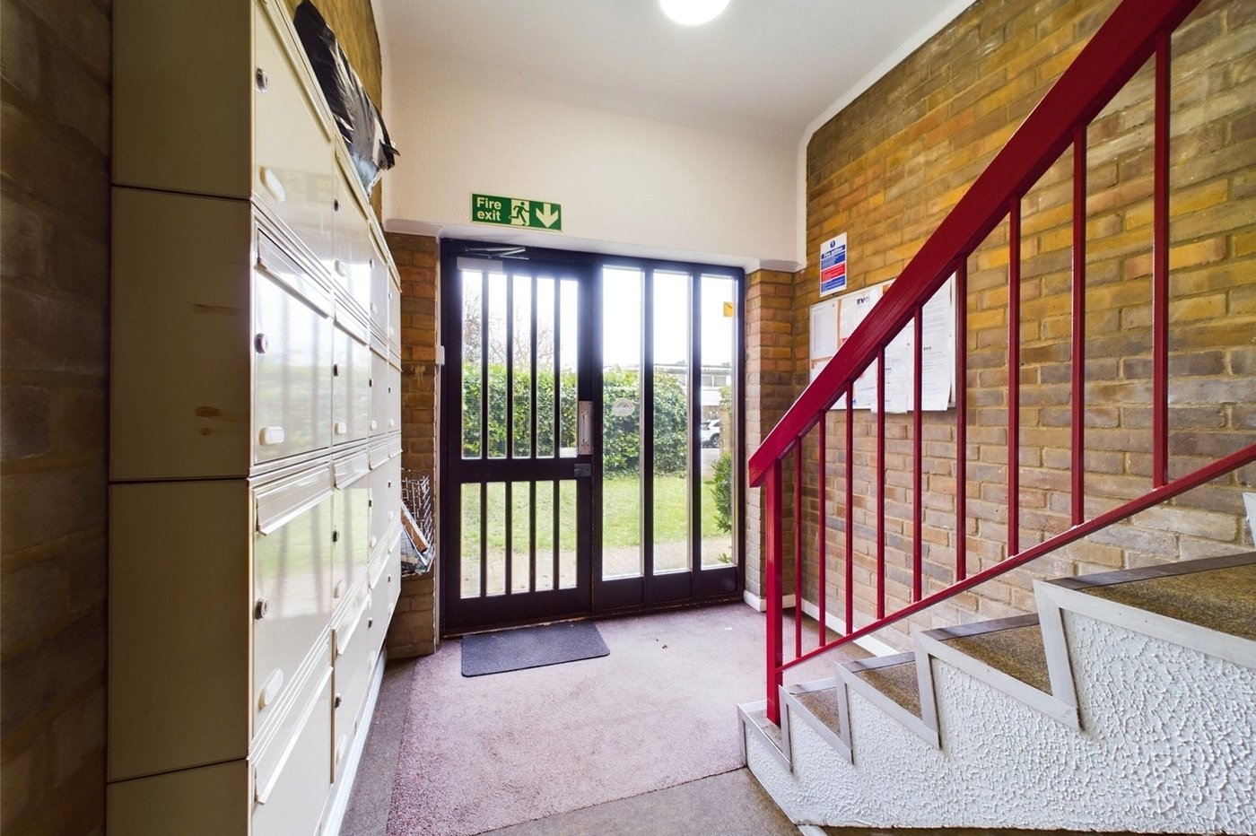 1 bedroom property for sale in London | Robinson Jackson