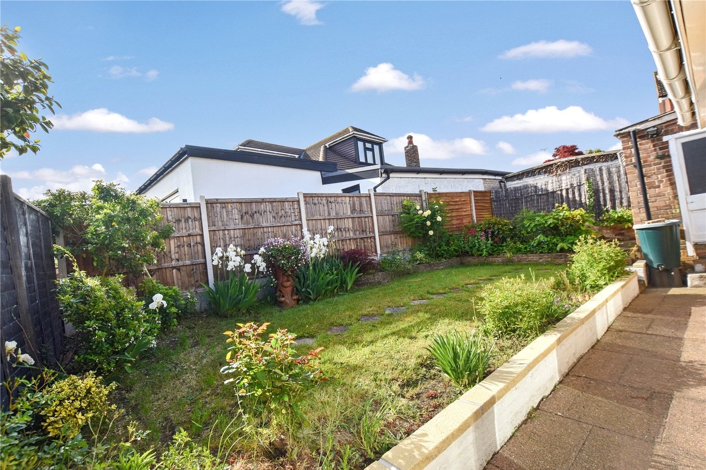 2 bedroom bungalow for sale in Bexley | Robinson Jackson