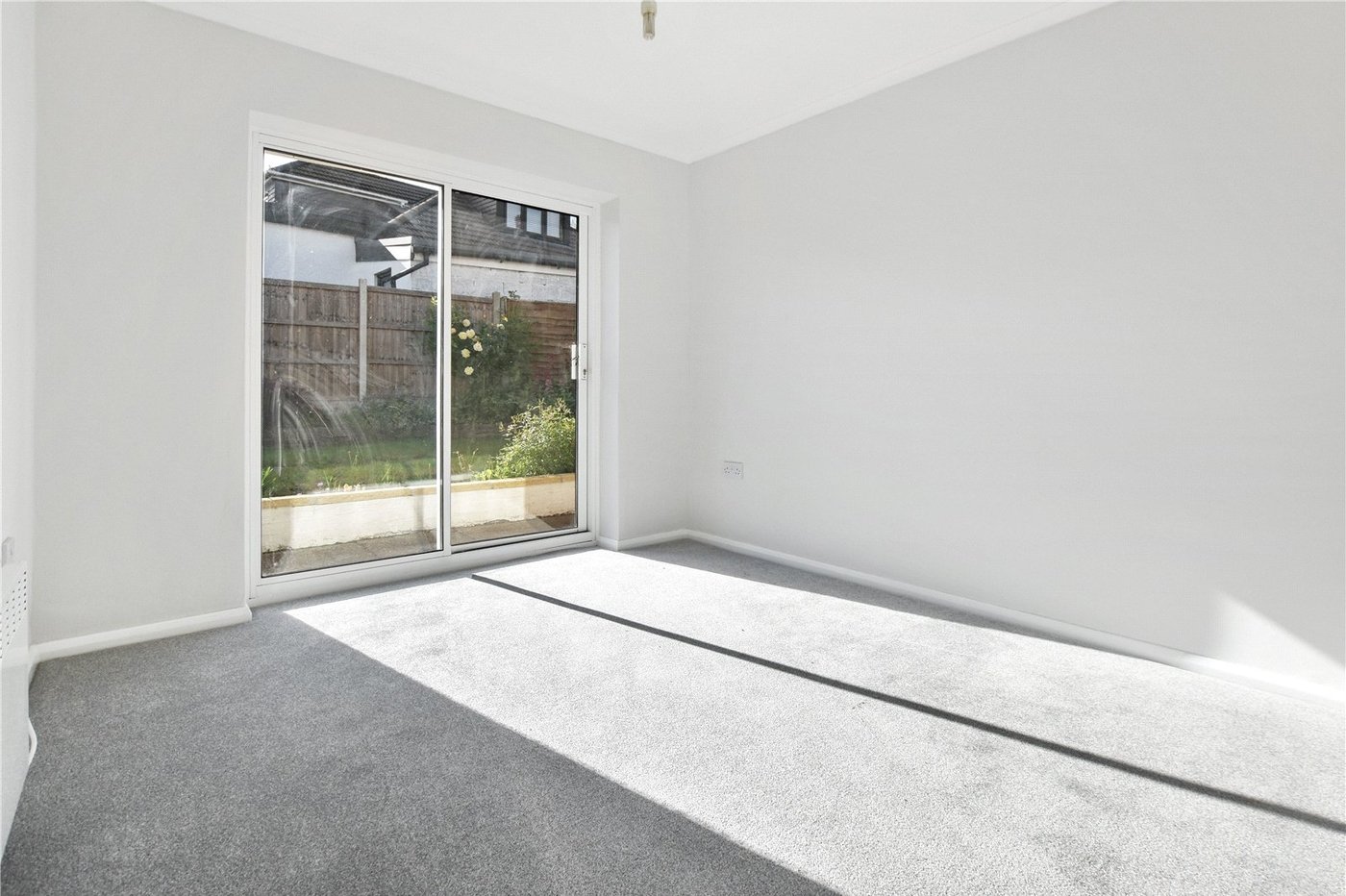 2 bedroom bungalow for sale in Bexley | Robinson Jackson