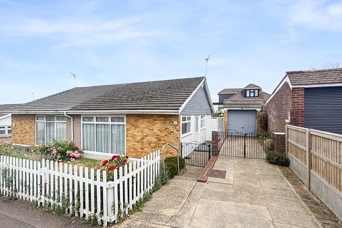 2 bedroom bungalow for sale in Bexley | Robinson Jackson