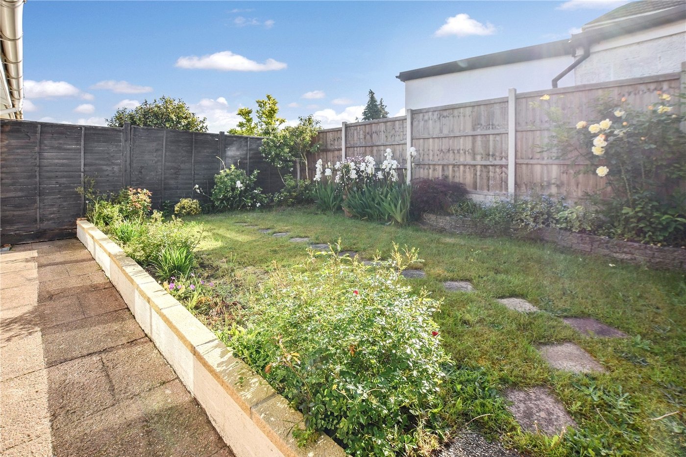 2 bedroom bungalow for sale in Bexley | Robinson Jackson