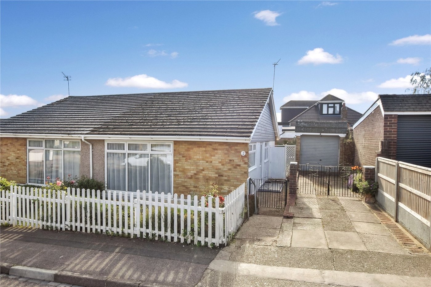 2 bedroom bungalow for sale in Bexley | Robinson Jackson