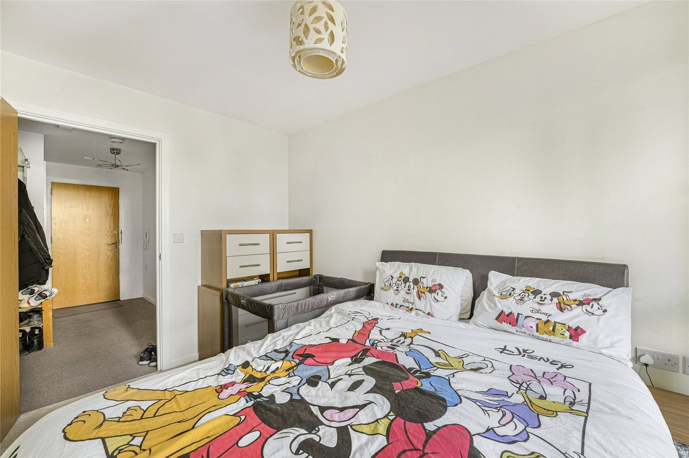 2 bedroom property for sale in Fieldfare Lane | Robinson Jackson