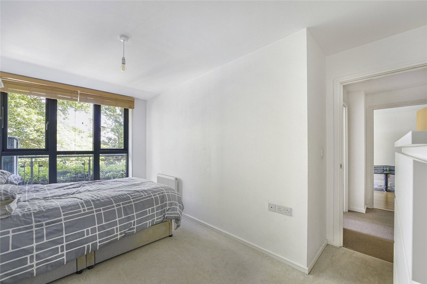 2 bedroom property for sale in Fieldfare Lane | Robinson Jackson