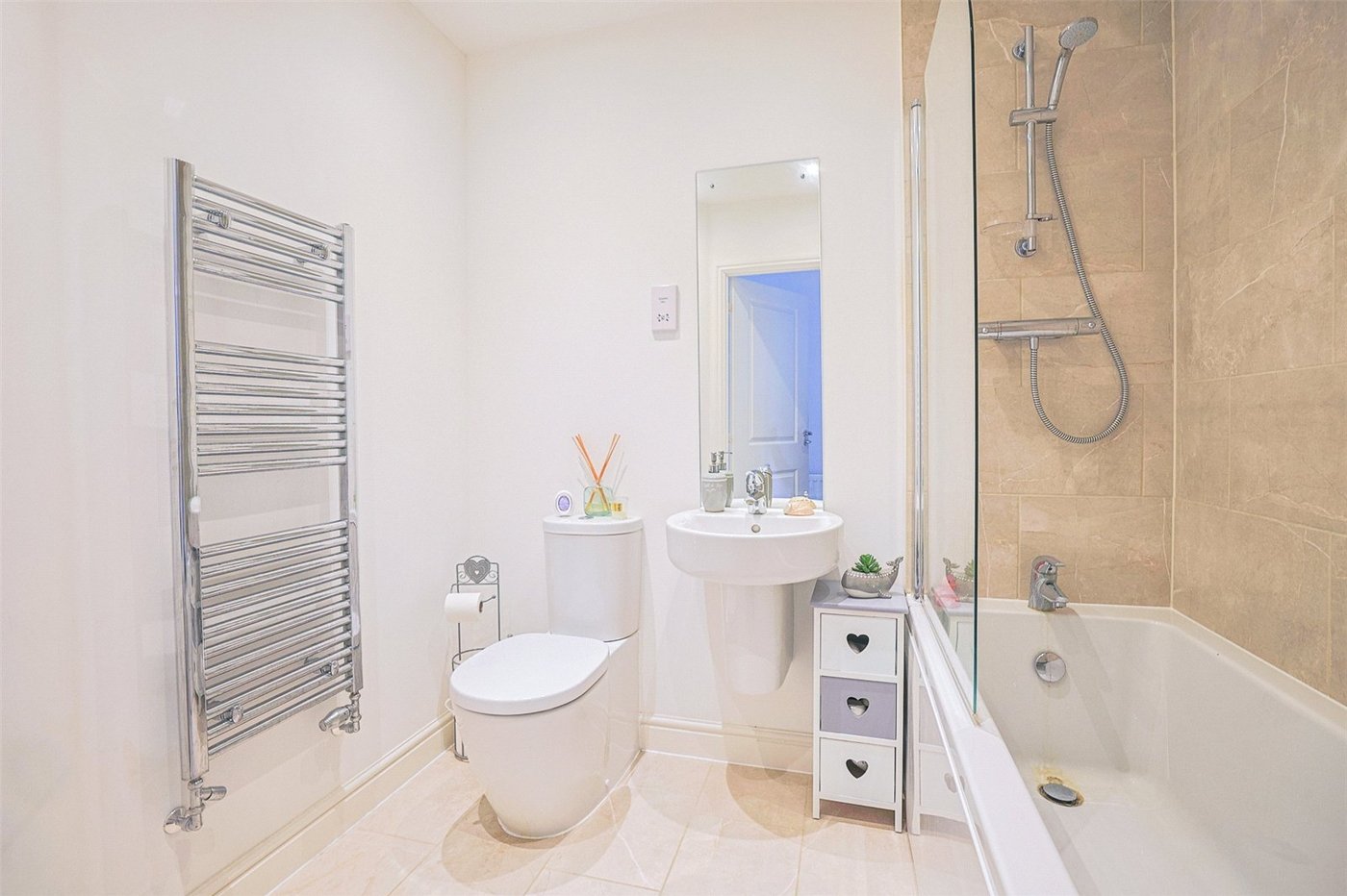2 bedroom property for sale in Sittingbourne | Robinson Michael & Jackson