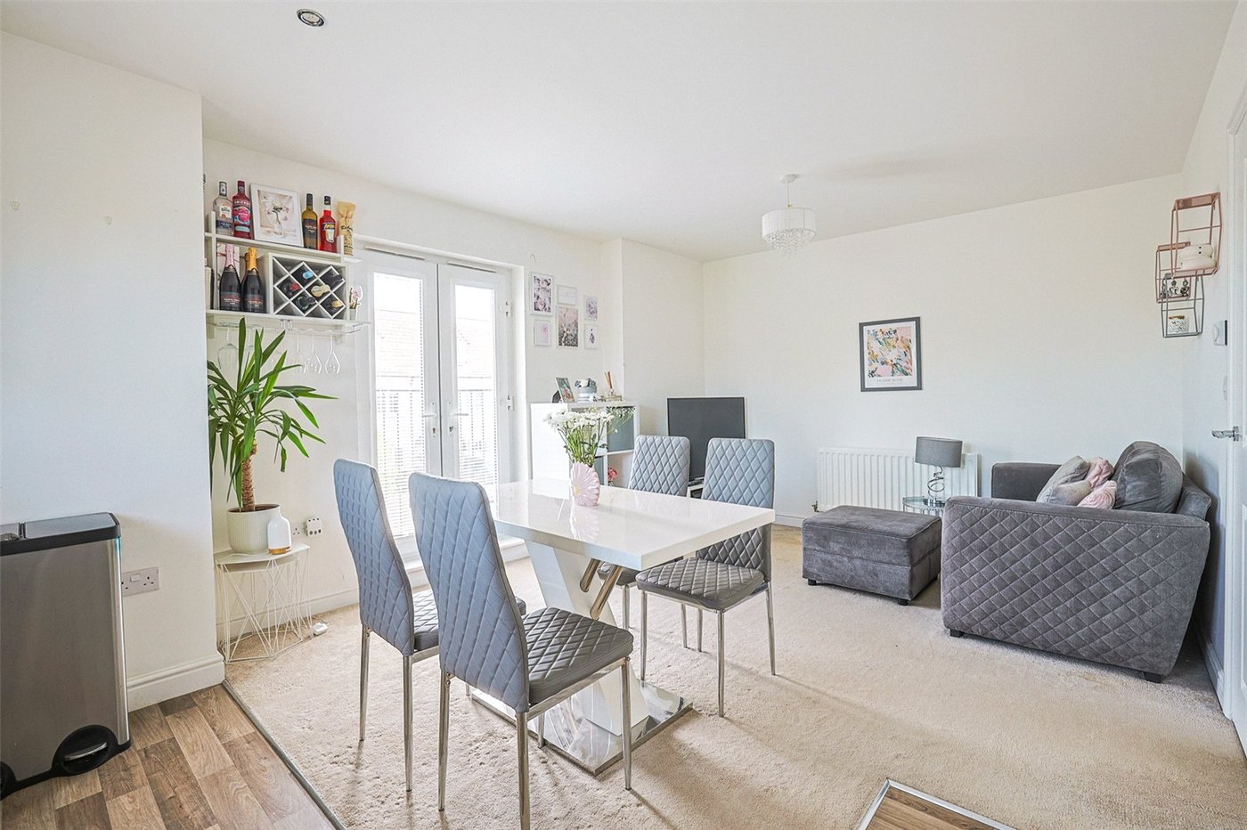 2 bedroom property for sale in Sittingbourne | Robinson Michael & Jackson