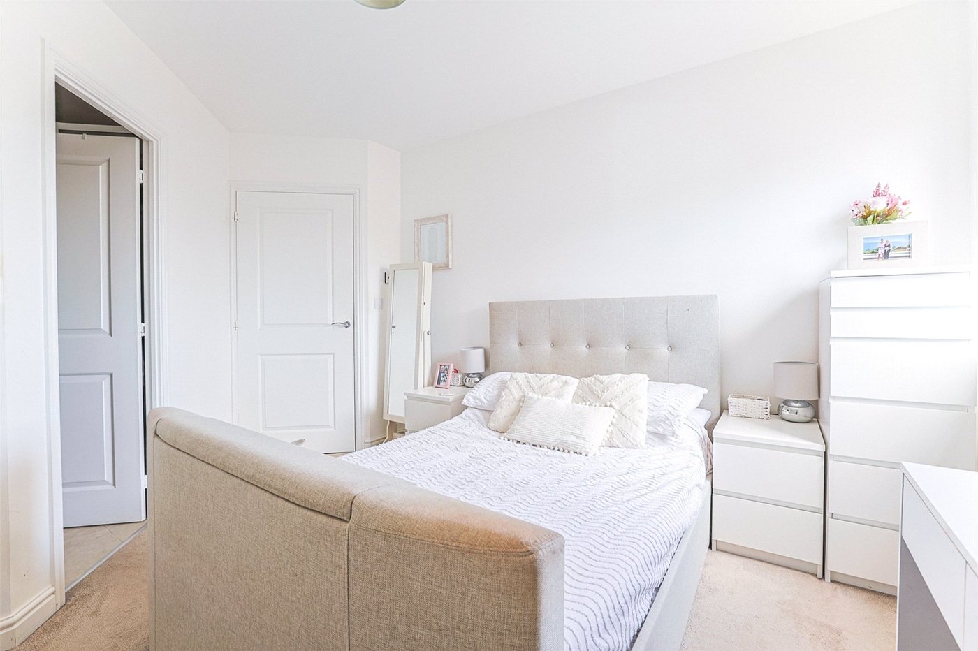 2 bedroom property for sale in Sittingbourne | Robinson Michael & Jackson