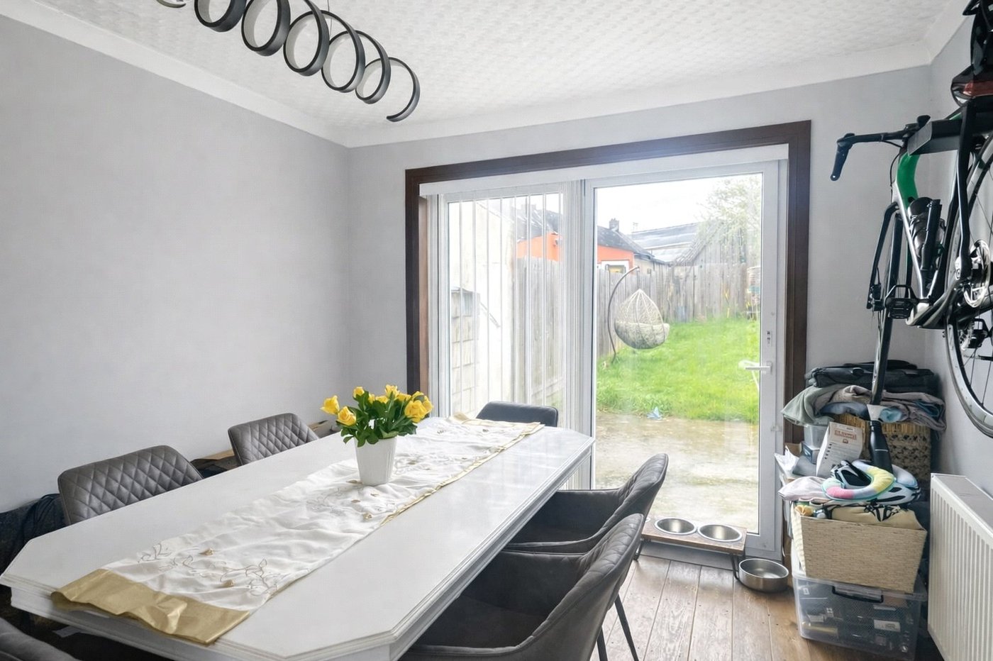 3 bedroom house for sale in London | Robinson Jackson