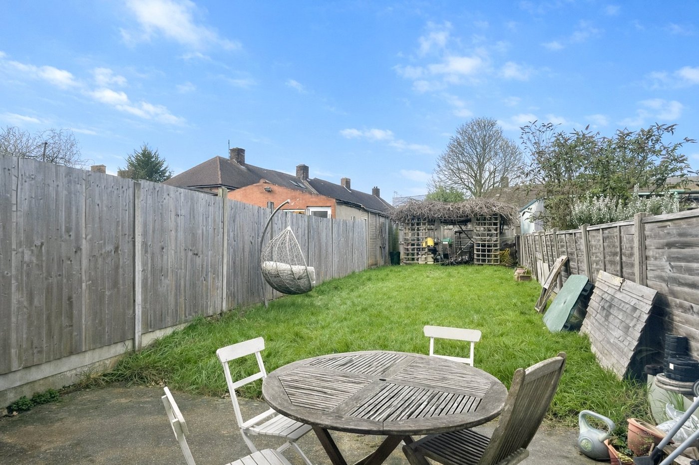 3 bedroom house for sale in London | Robinson Jackson